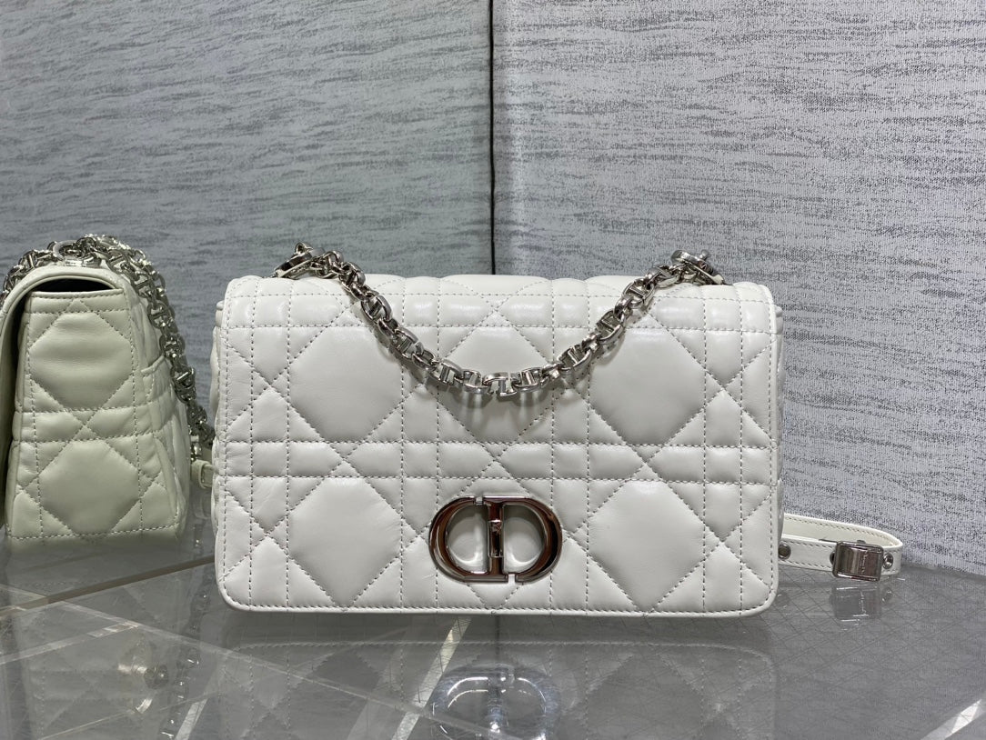 Середня сумка Dior Caro з натуральної шкіри — фото 1
