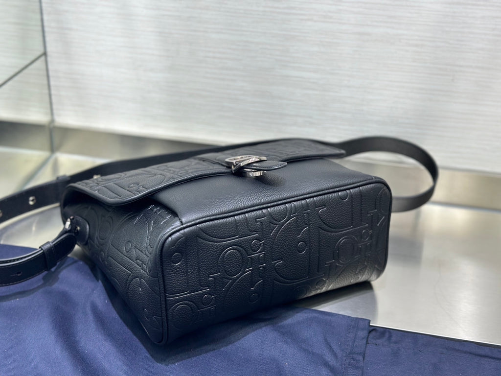 Сумка-месенджер Dior Daily із тисненої натуральної шкіри — фото 5