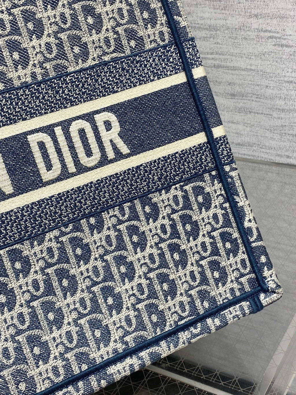 Середня сумка-тоут Dior з текстилю — фото 3
