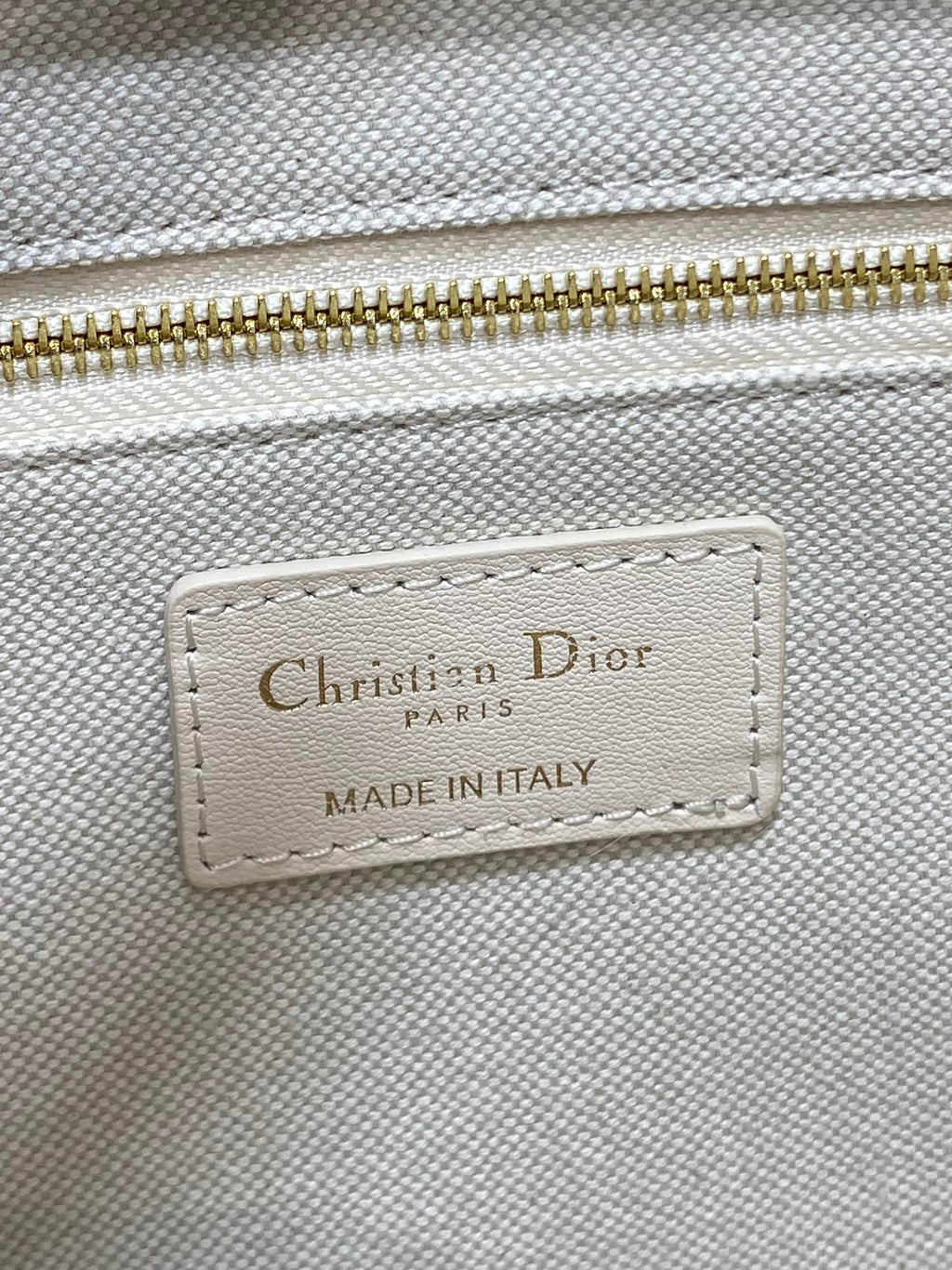 Мала сумка-тоут Dior з натуральної шкіри — фото 9