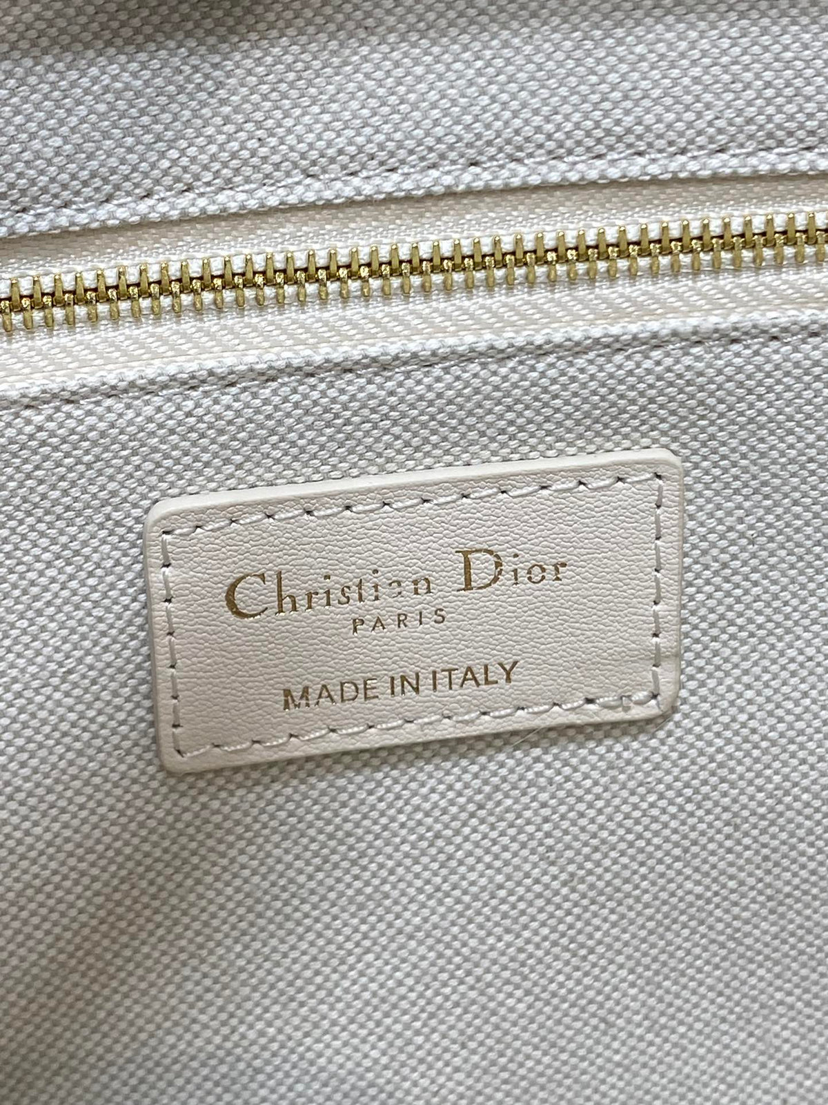 Мала сумка-тоут Dior з натуральної шкіри — фото 9