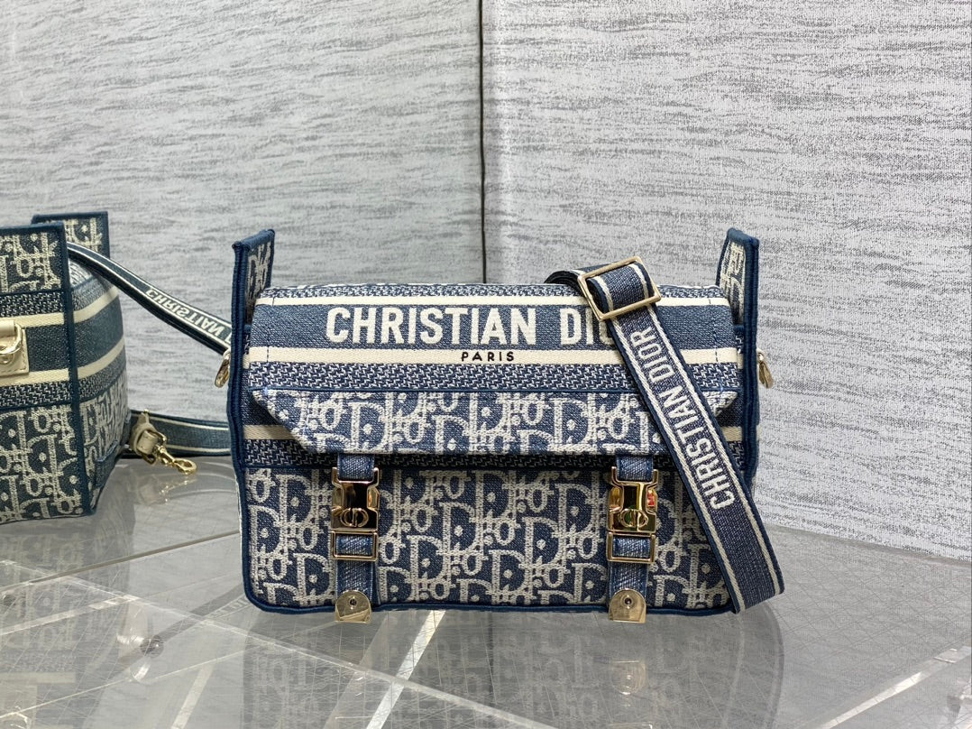 Мала сумка-месенджер Dior з натуральної шкіри — фото 2