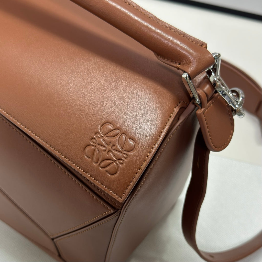 Жіноча сумка Loewe Puzzle Anagram 652567