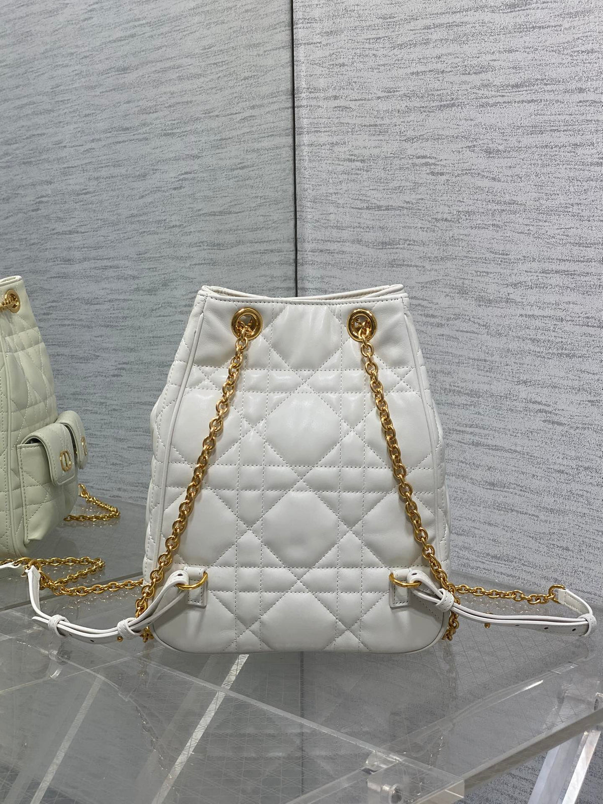 Велика сумка-відро Dior Caro Multicarry зі шкіри ягняти — фото 5