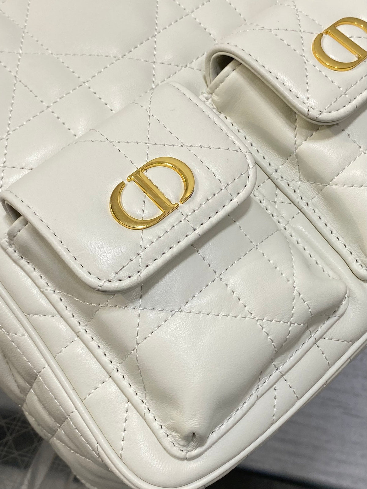 Велика сумка-відро Dior Caro Multicarry зі шкіри ягняти — фото 3