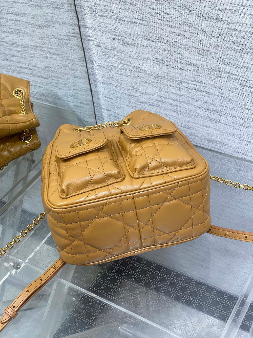 Велика сумка-відро Dior Caro Multicarry зі шкіри ягняти — фото 7