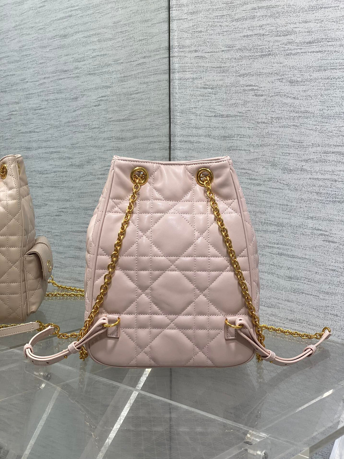 Велика сумка-відро Dior Caro Multicarry зі шкіри ягняти — фото 5