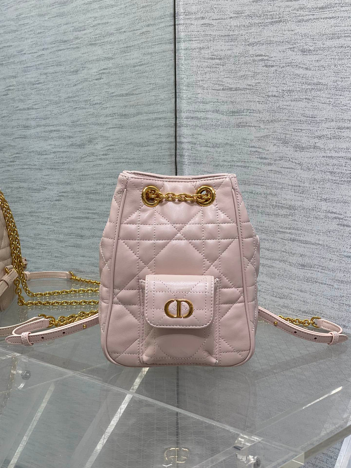 Мала сумка-відро Dior Caro Multicarry зі шкіри ягняти — фото 1
