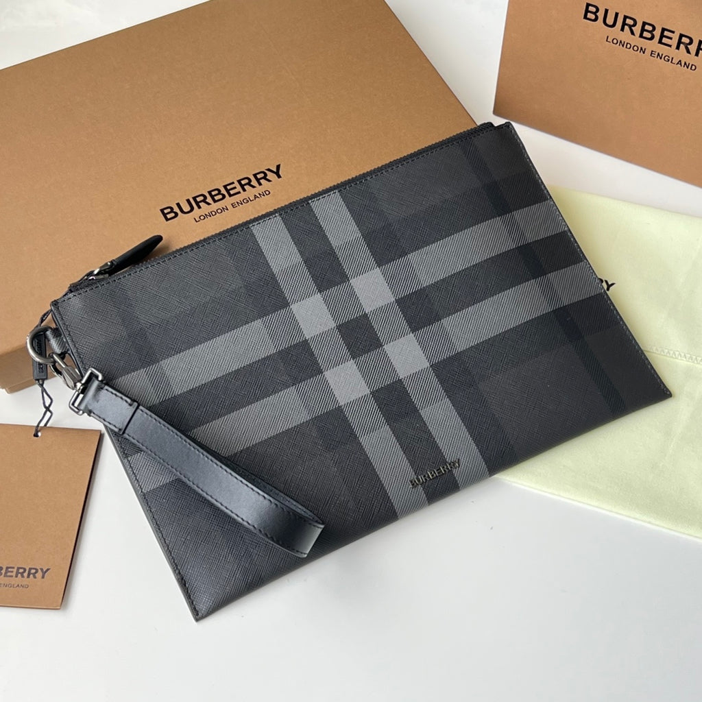 Клатч Burberry London із зернистої натуральної шкіри — фото 2
