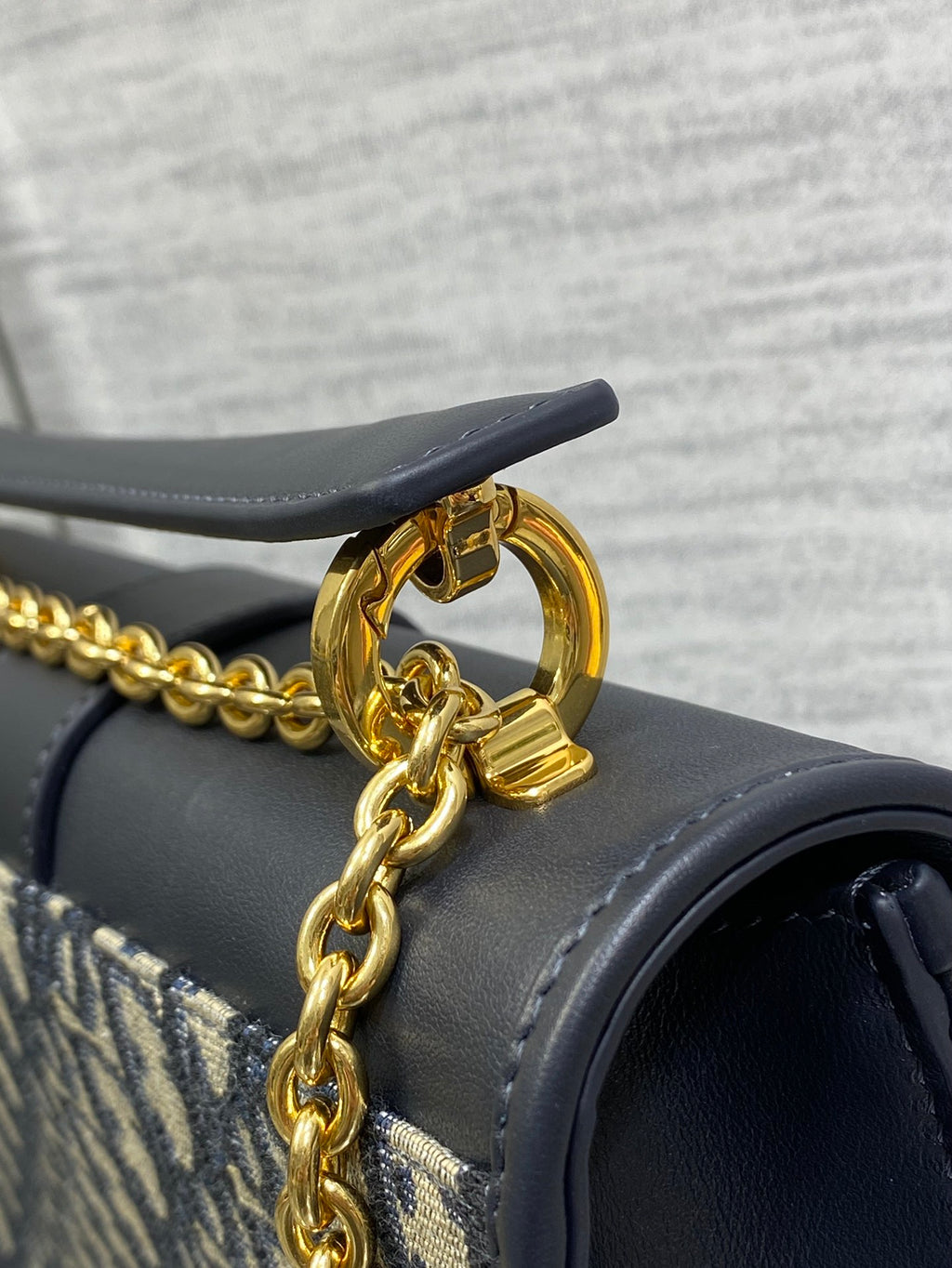 Середня сумка Dior 30 Montaigne — фото 6