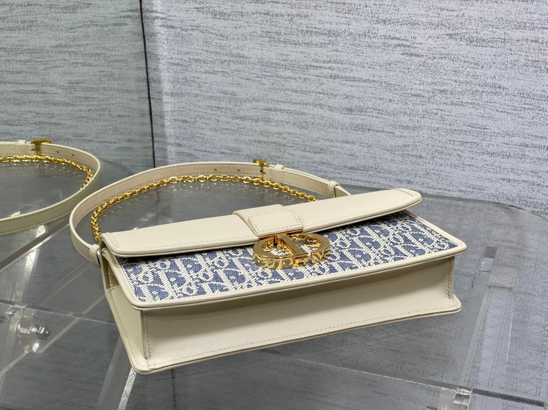Середня сумка Dior 30 Montaigne з натуральної шкіри — фото 7
