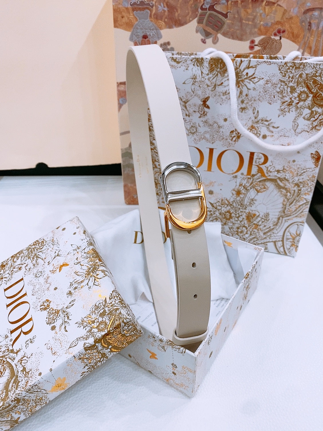 Ремінь Dior з натуральної шкіри теляти — фото 1