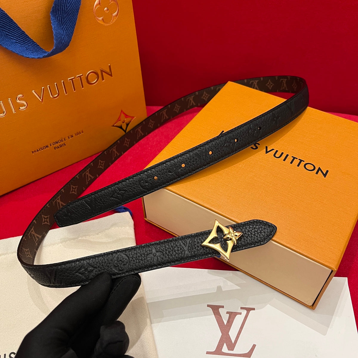 Ремінь Louis Vuitton з текстилю — фото 1