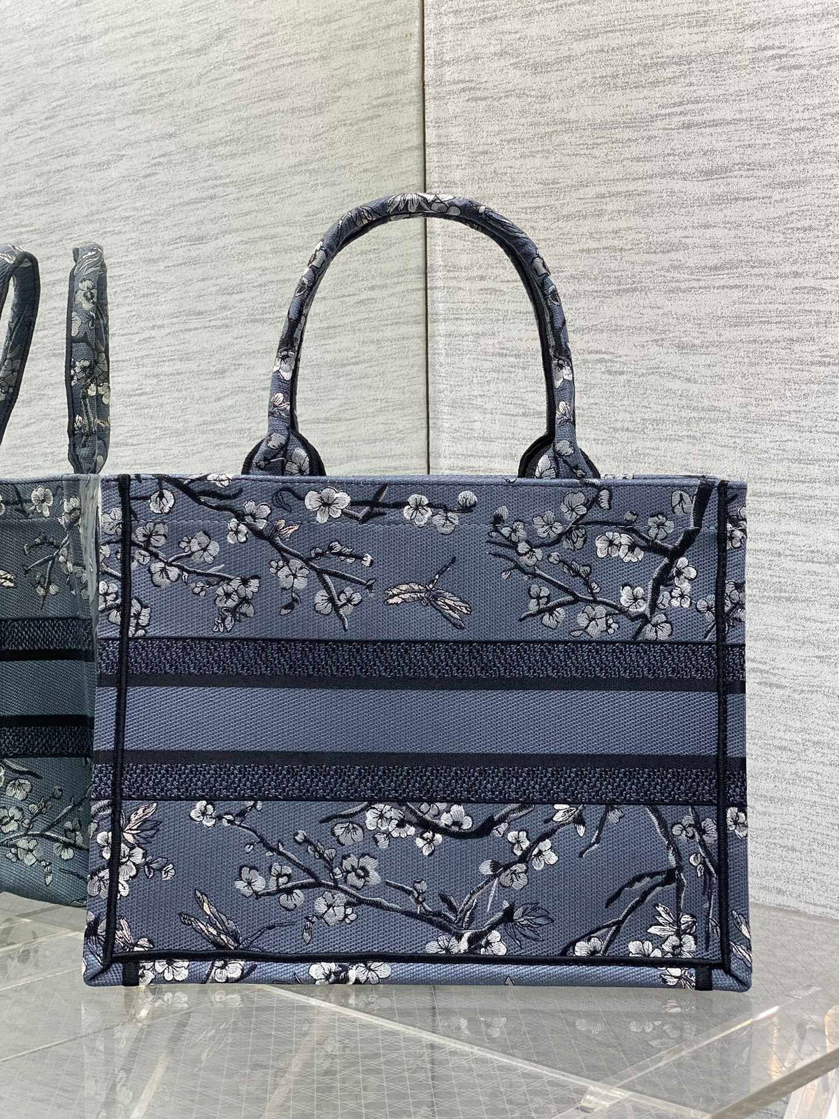 Середня сумка-тоут Dior з текстилю — фото 4