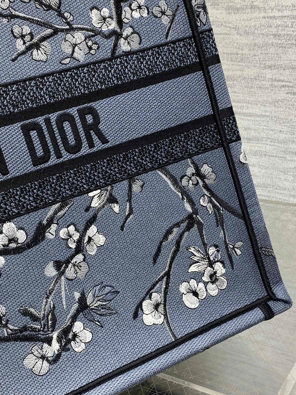 Велика сумка-тоут Dior з текстилю — фото 3