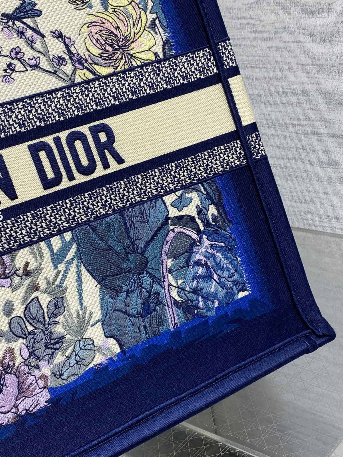 Велика сумка-тоут Dior з текстилю — фото 3