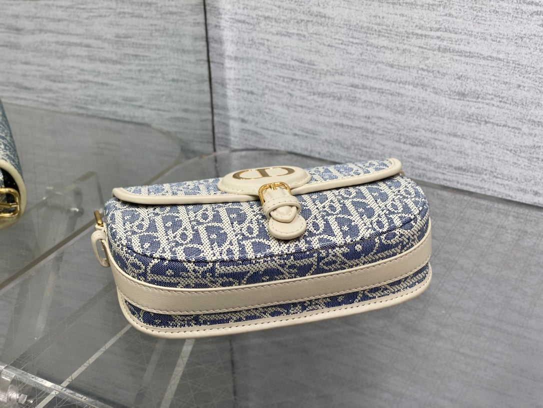 Сумка-хобо Dior Bobby з текстилю — фото 7