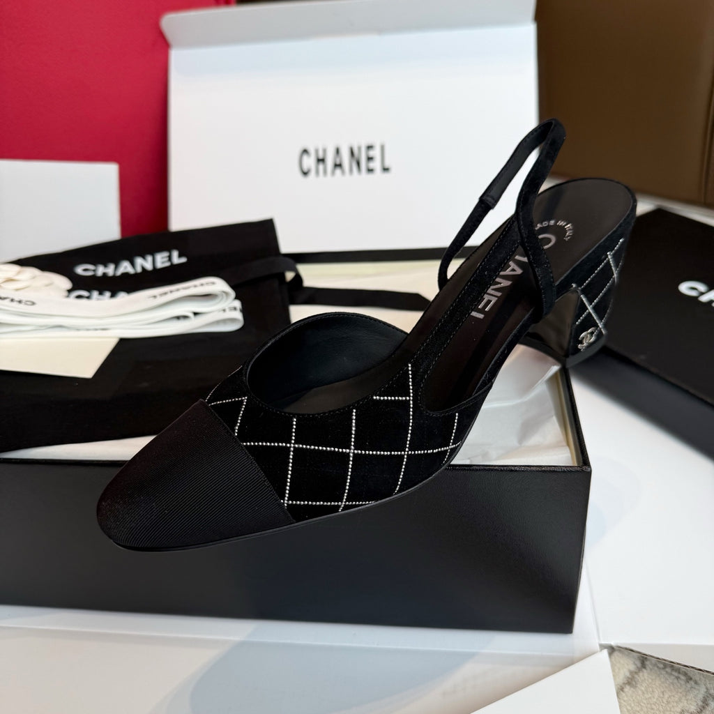 Жіночі елегантні замшеві туфлі Chanel Slingback