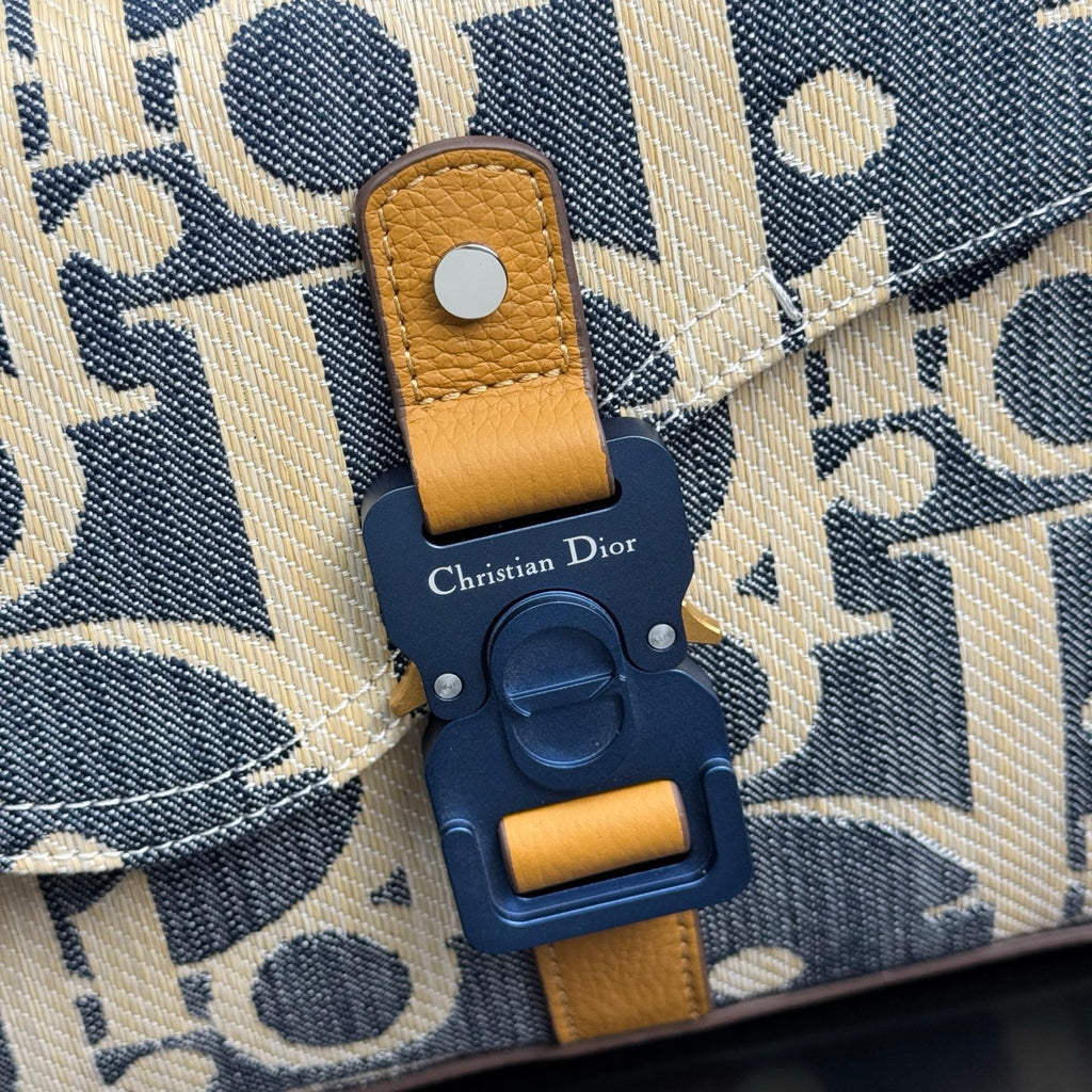 Мала сумка-месенджер Dior Saddle із тисненої натуральної шкіри — фото 3