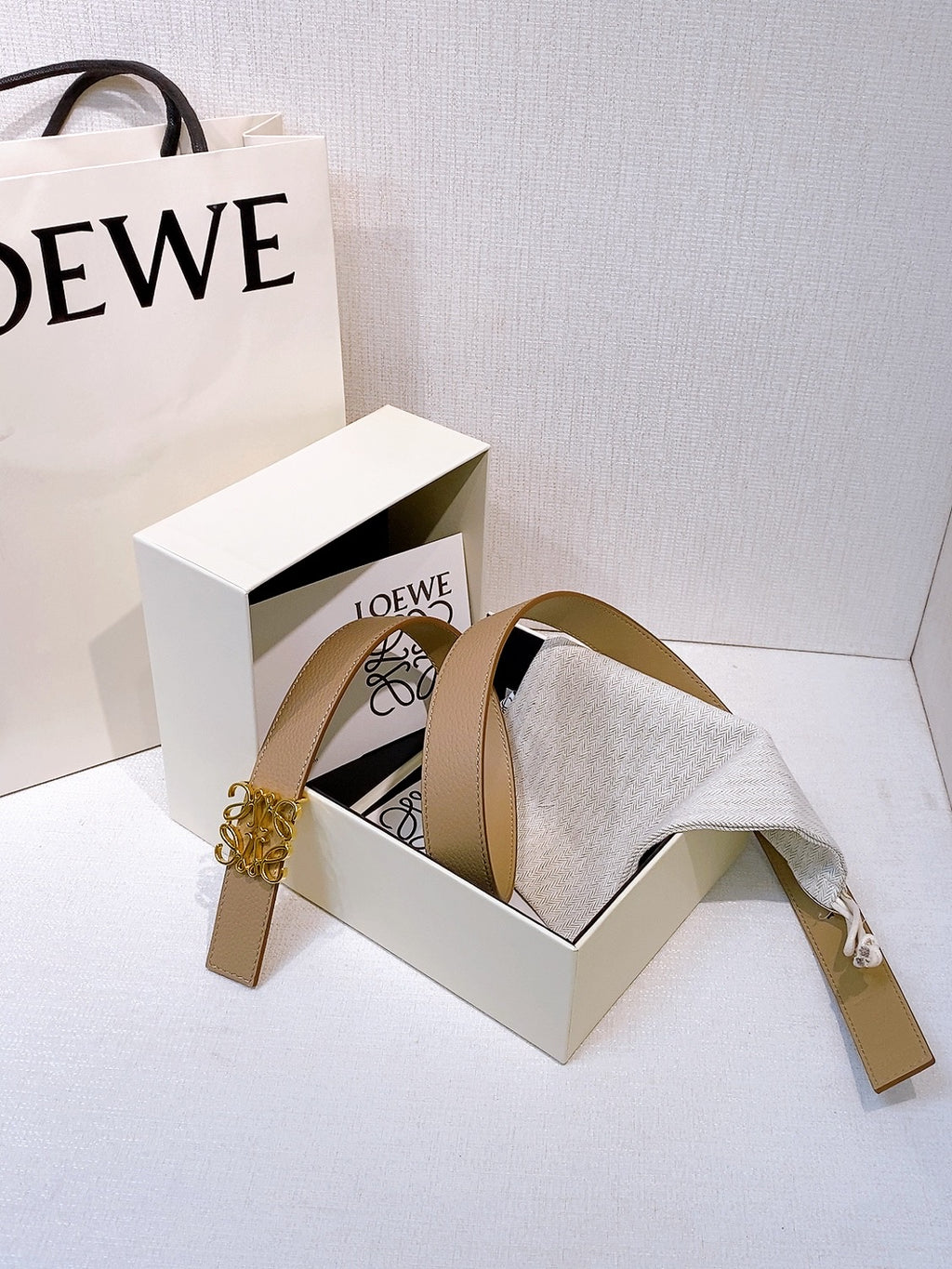 Ремінь Loewe з шкіри — фото 2