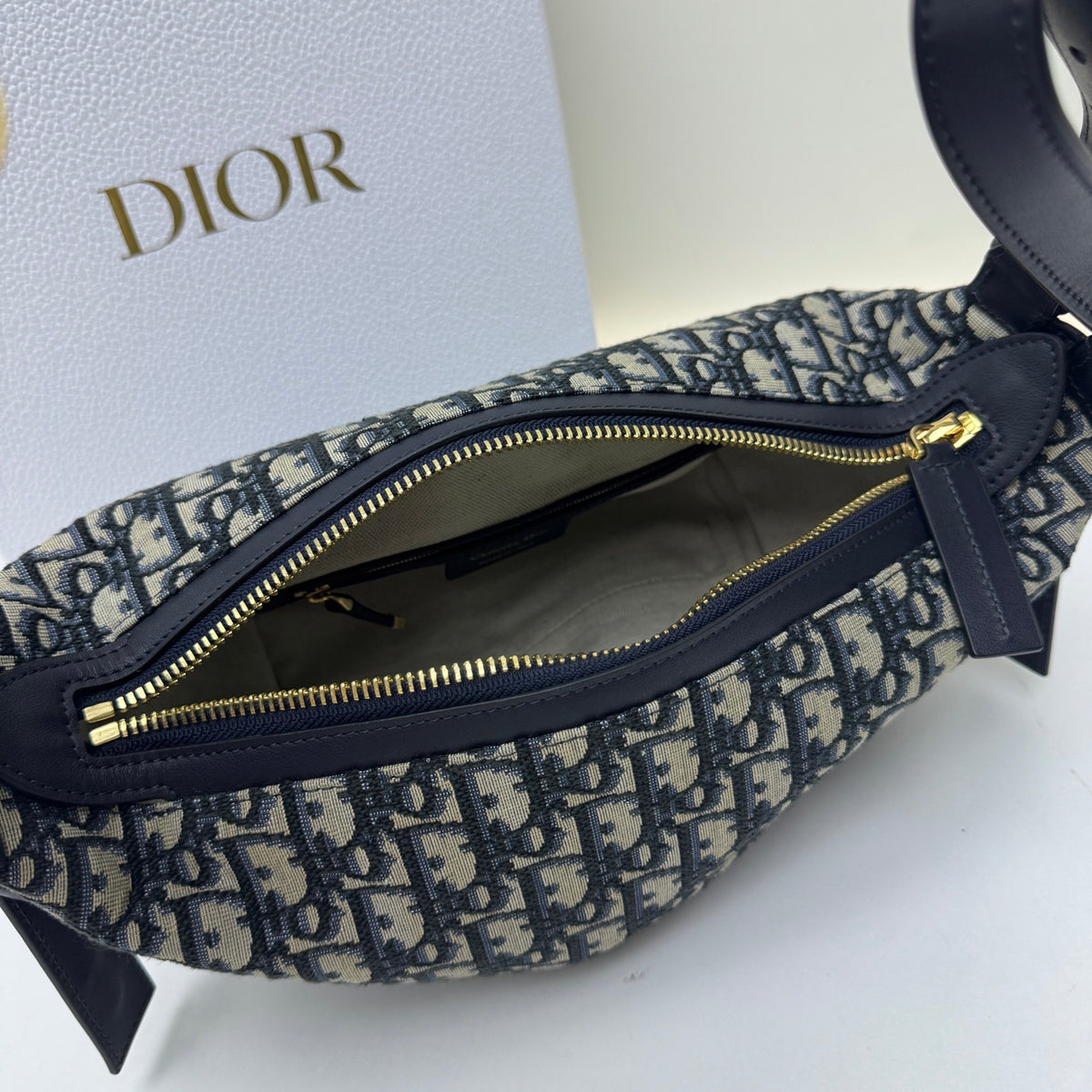 Мала сумка Dior D-Journey з натуральної шкіри — фото 9