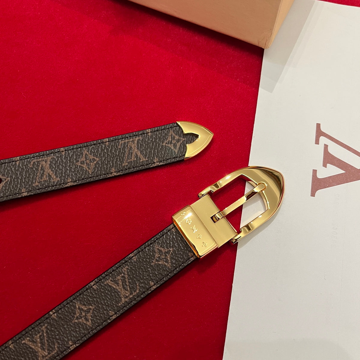 Ремінь Louis Vuitton з пряжкою-штифтом — фото 3