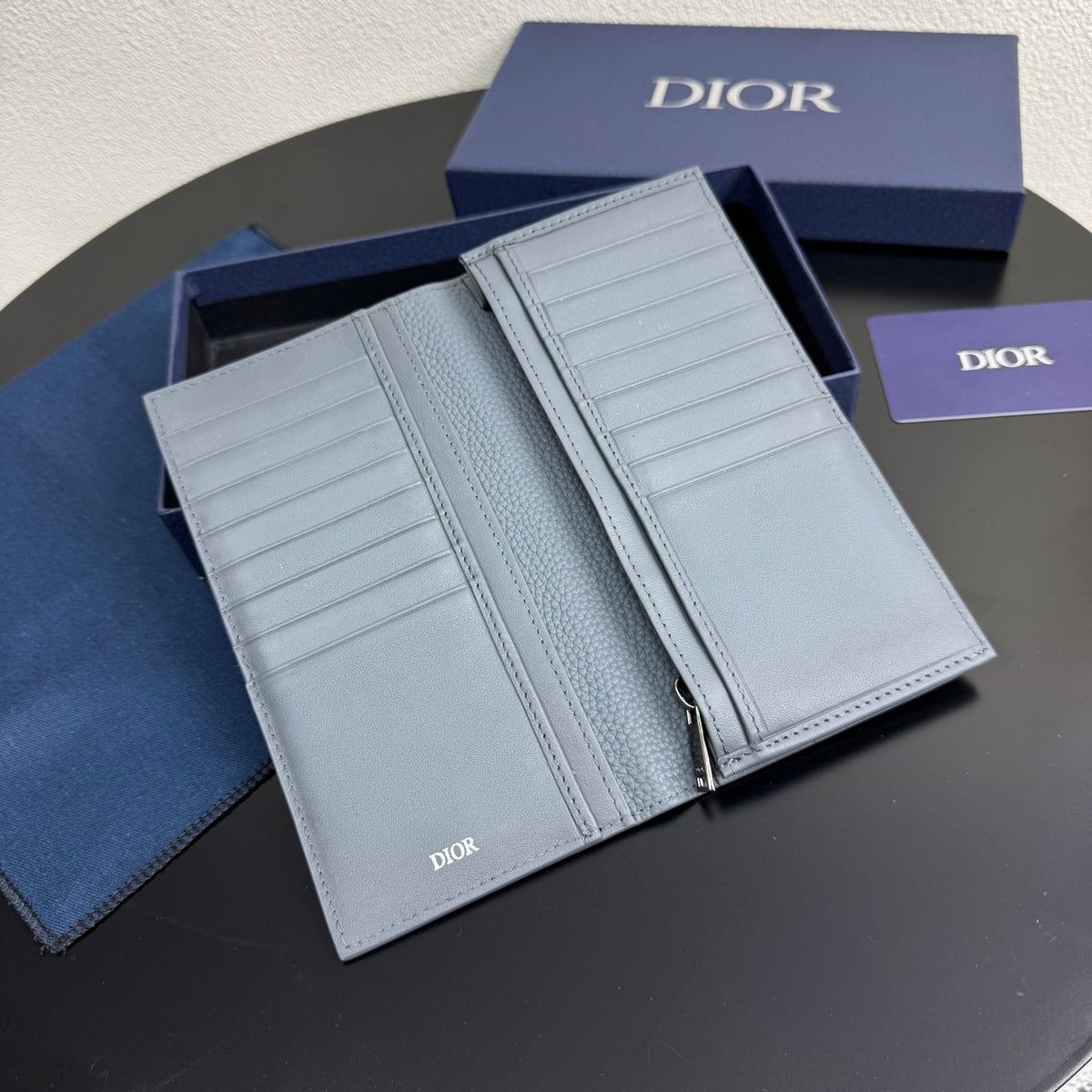Гаманець Dior з натуральної шкіри — фото 7