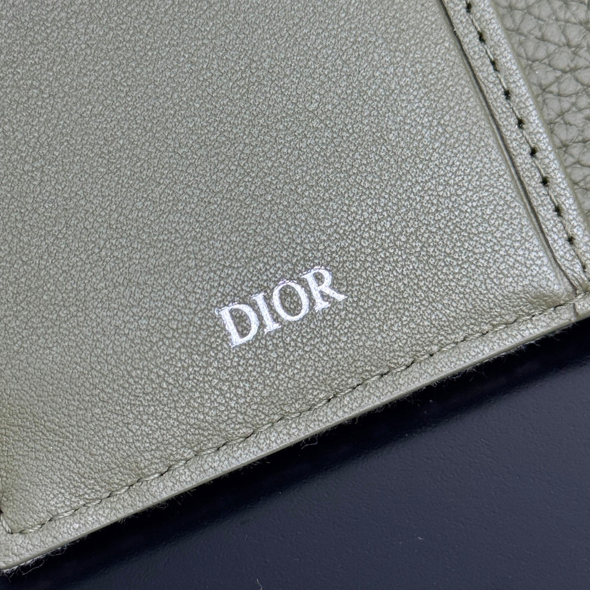 Кардхолдер Dior з натуральної шкіри — фото 9