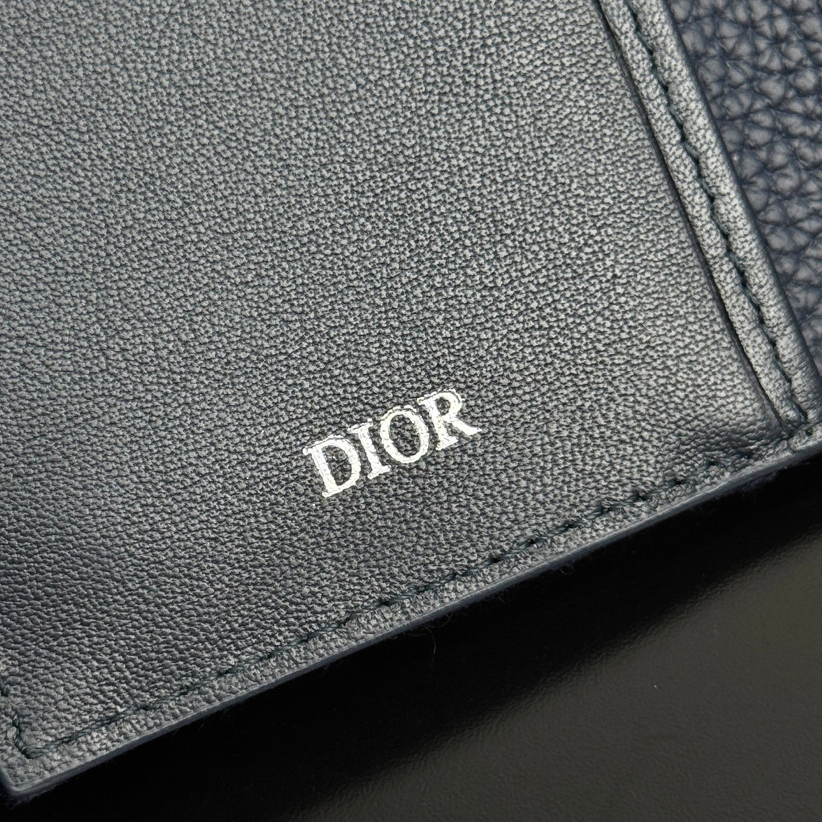 Кардхолдер Dior з натуральної шкіри — фото 9
