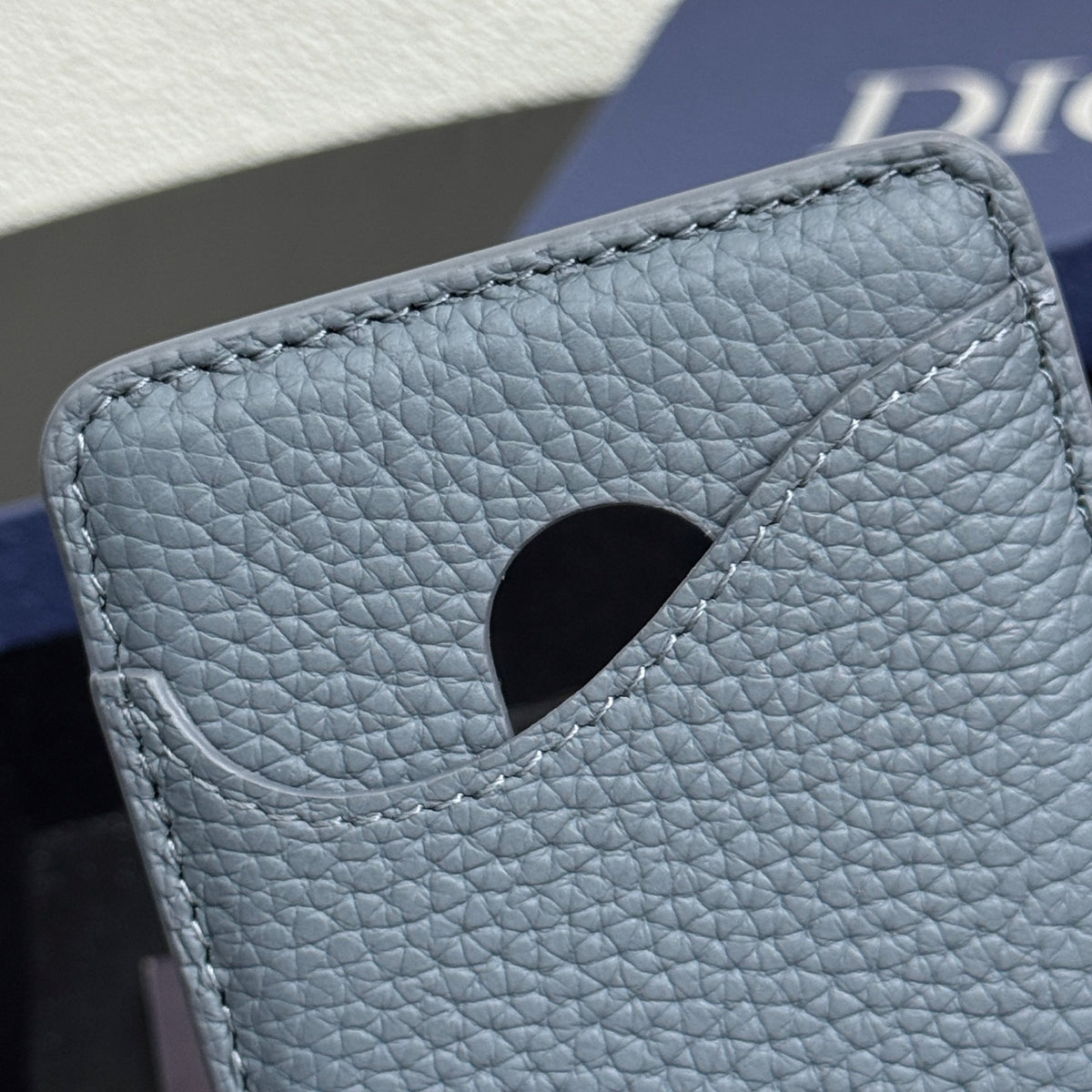 Кардхолдер Dior Saddle із тисненої натуральної шкіри — фото 6