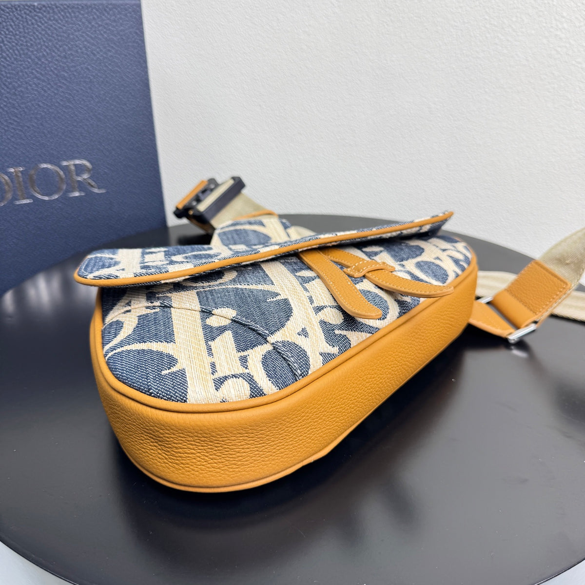 Сумка Dior Saddle з натуральної шкіри — фото 7