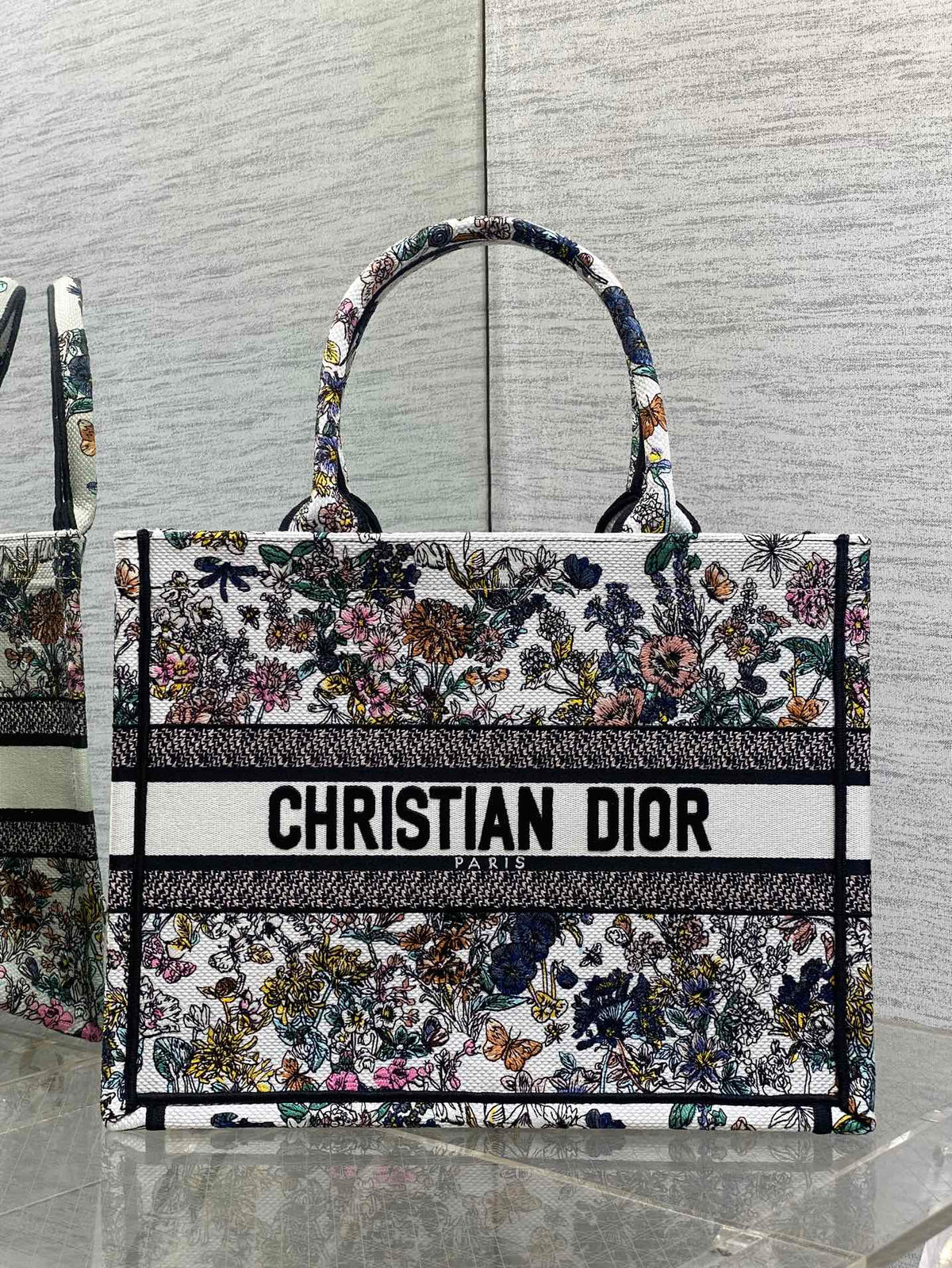 Середня сумка-тоут Dior з текстилю — фото 1
