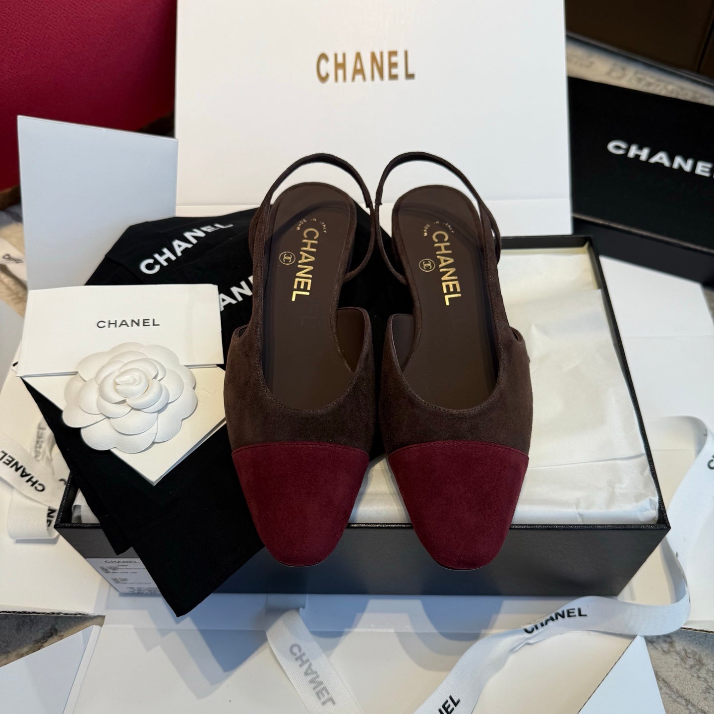 Жіночі замшеві взуття Chanel Slingback