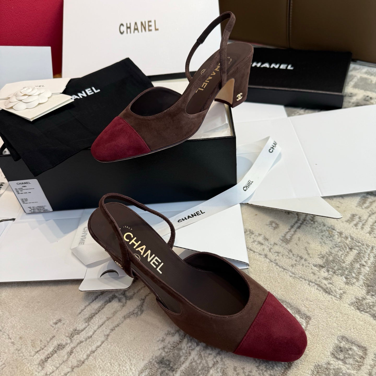Жіночі елегантні замшеві туфлі Chanel Slingback