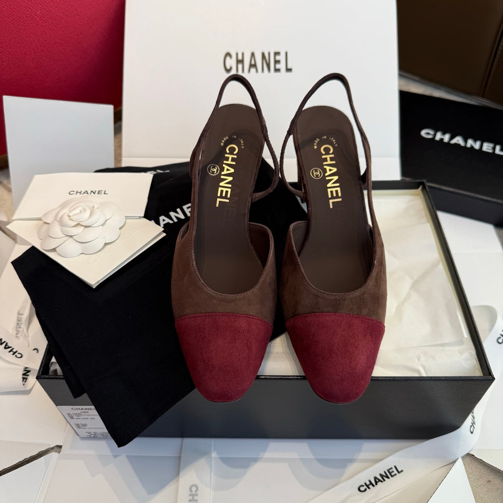 Жіночі елегантні замшеві туфлі Chanel Slingback
