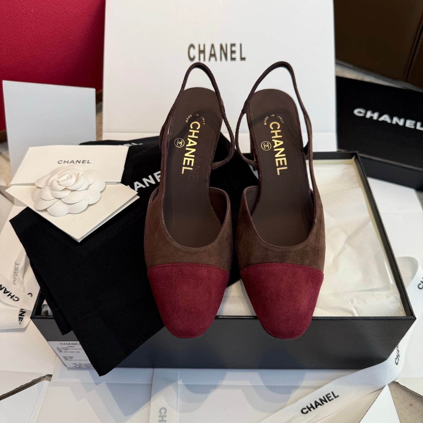 Жіночі елегантні замшеві туфлі Chanel Slingback