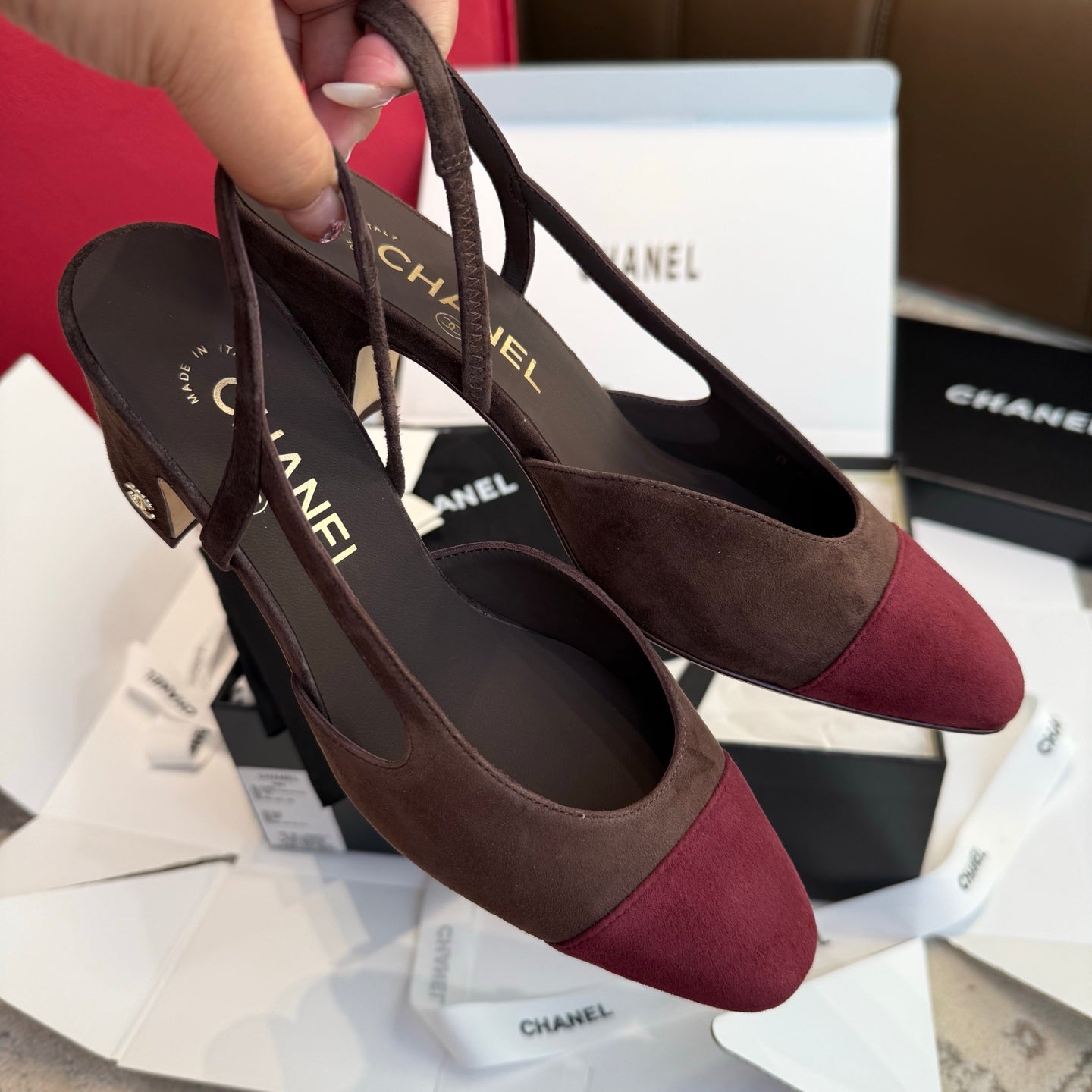 Жіночі елегантні замшеві туфлі Chanel Slingback