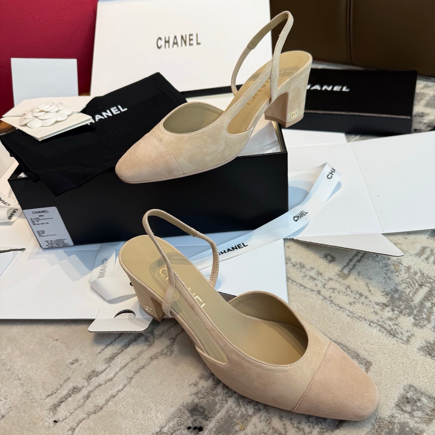 Жіночі елегантні замшеві туфлі Chanel Slingback