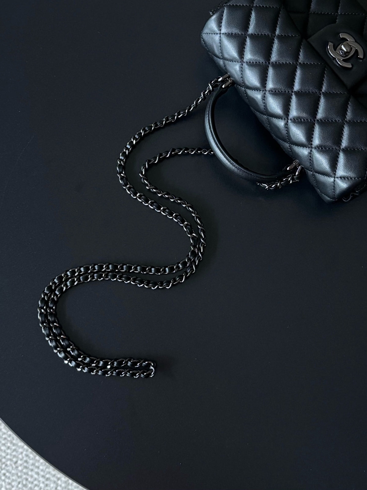 Жіноча сумка Chanel Hobo AS2431
