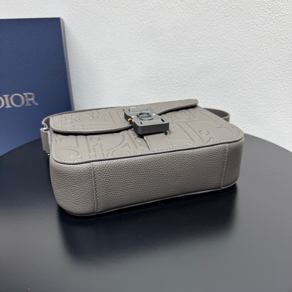 Сумка-месенджер Dior Saddle із тисненої натуральної шкіри — фото 6