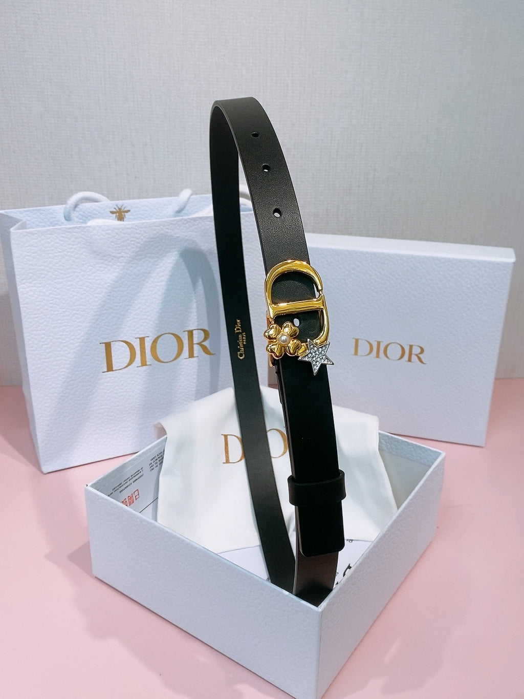 Ремінь Dior з натуральної шкіри теляти — фото 1