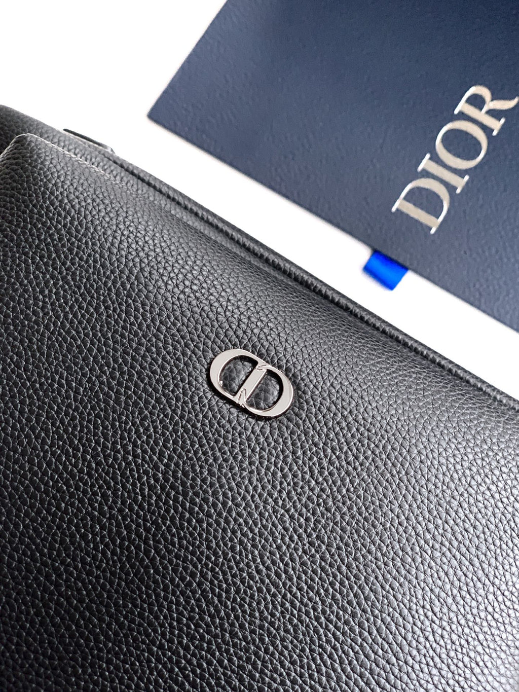 Сумка Dior CD Icon із тисненої натуральної шкіри, чорна — фото 4