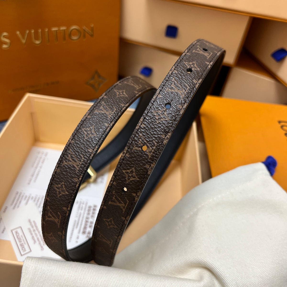 Ремінь Louis Vuitton з текстилю й натуральної шкіри — фото 3