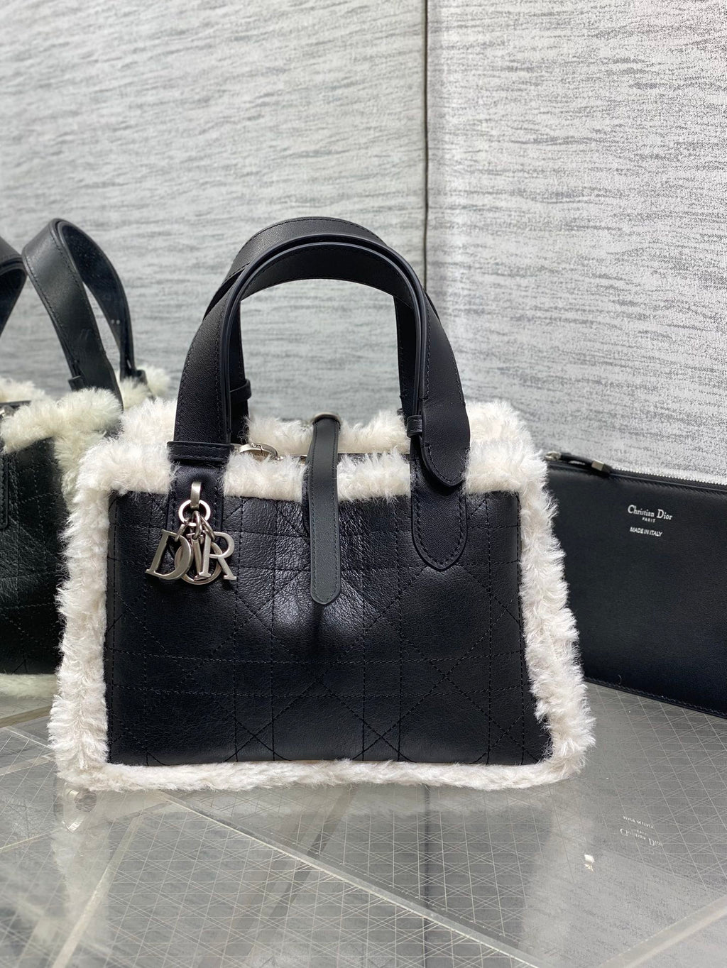 Сумка Dior Toujours з натуральної шкіри — фото 1