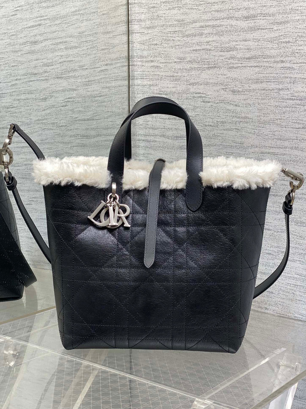 Сумка Dior Toujours із замші — фото 2