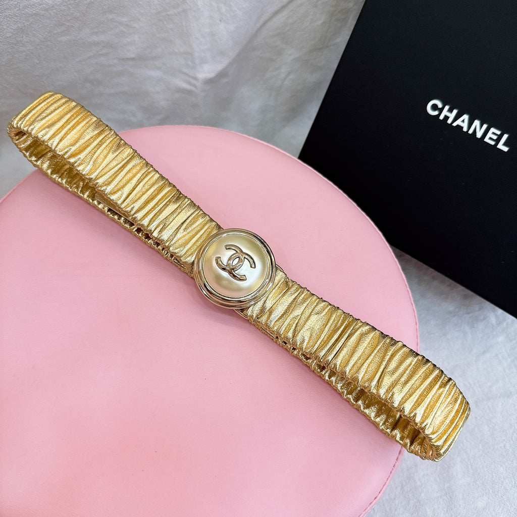 Ремінь Chanel з натуральної шкіри теляти з перлинним декором — фото 3