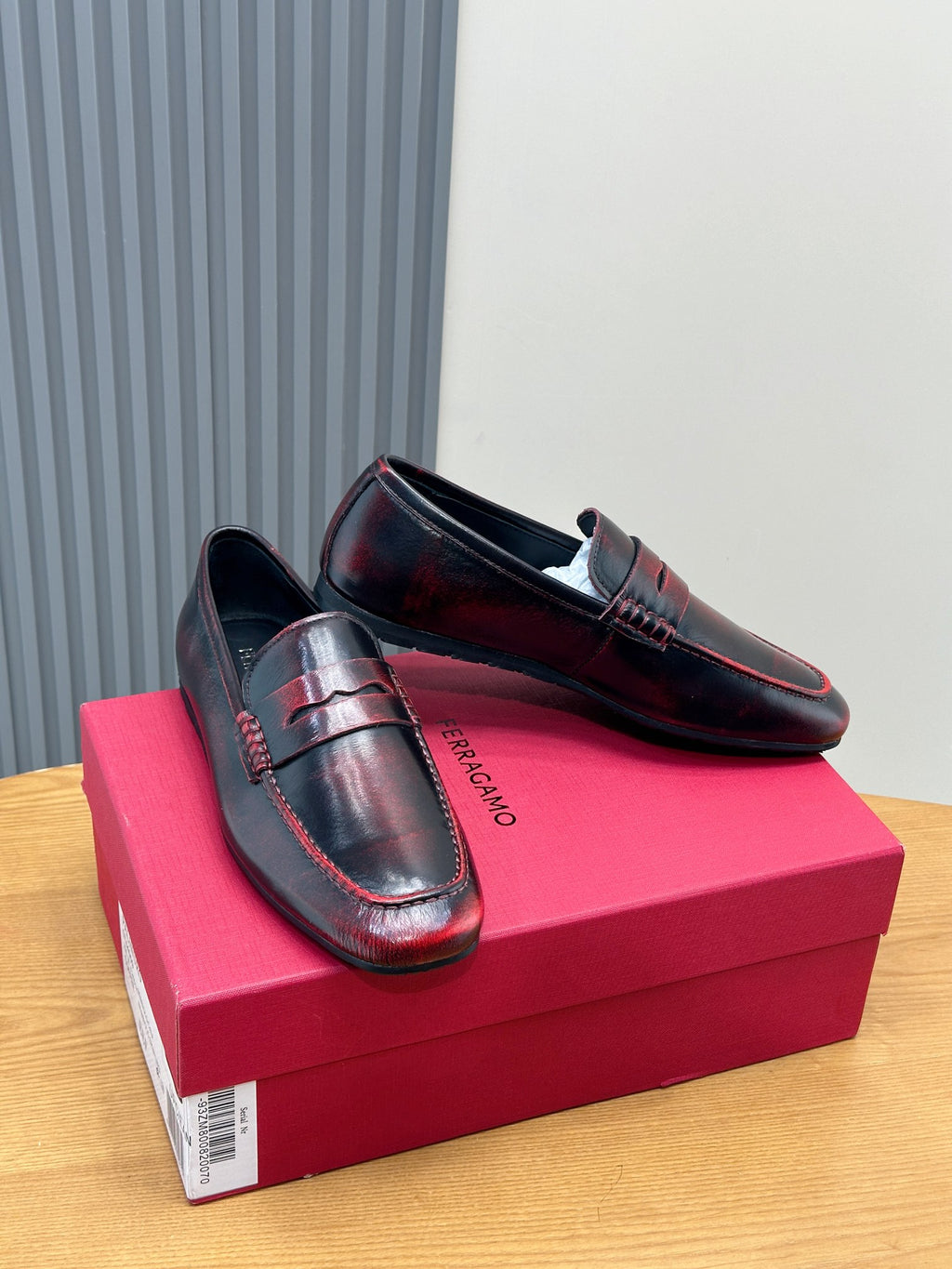 Чоловічі шкіряні туфлі Ferragamo