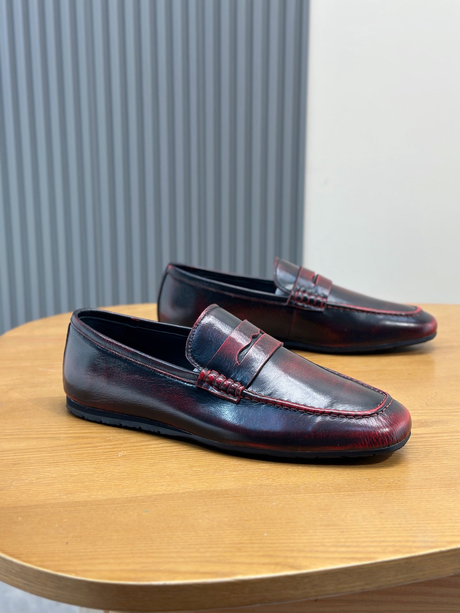 Чоловічі шкіряні туфлі Ferragamo