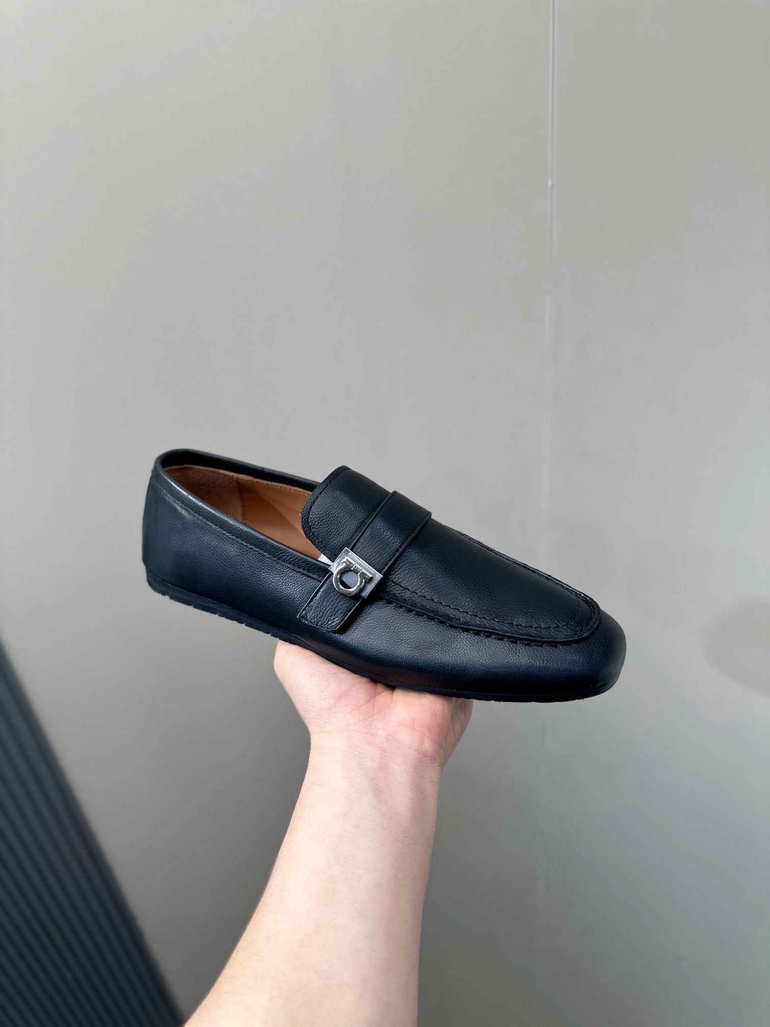 Чоловічі шкіряні туфлі Ferragamo