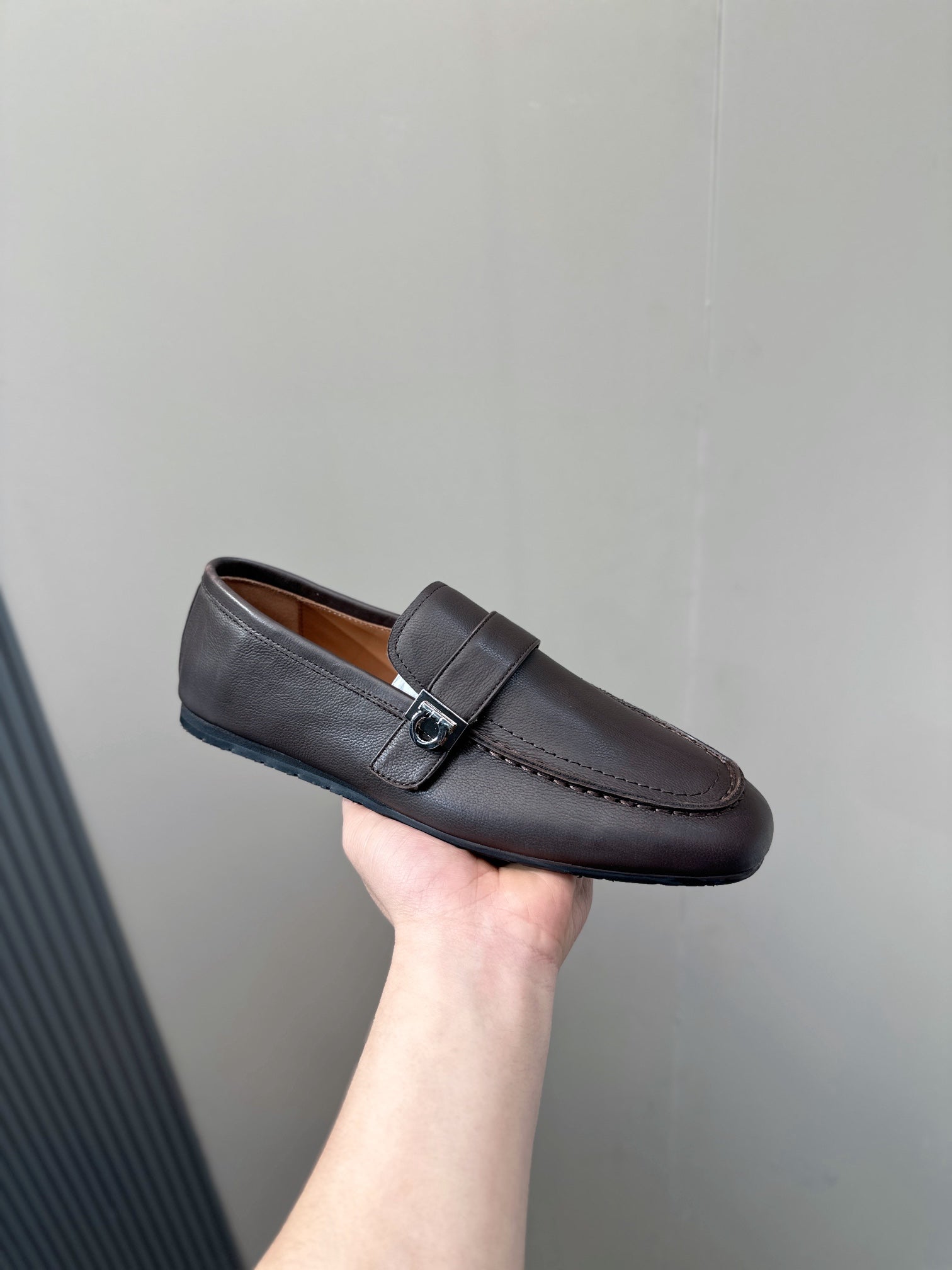 Чоловічі шкіряні туфлі Ferragamo